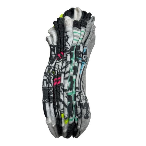 Star Wars Disney Women’s 5 pairs No-Show Socks Sz 9-11 - Picture 3 of 3